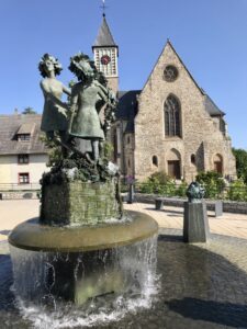 Drei-Grazien-Brunnen in Zornheim